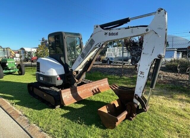 Pelle Bobcat E45 complet