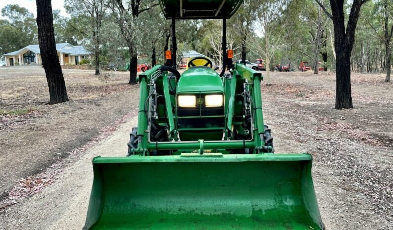 Tracteur John Deere 4310 complet